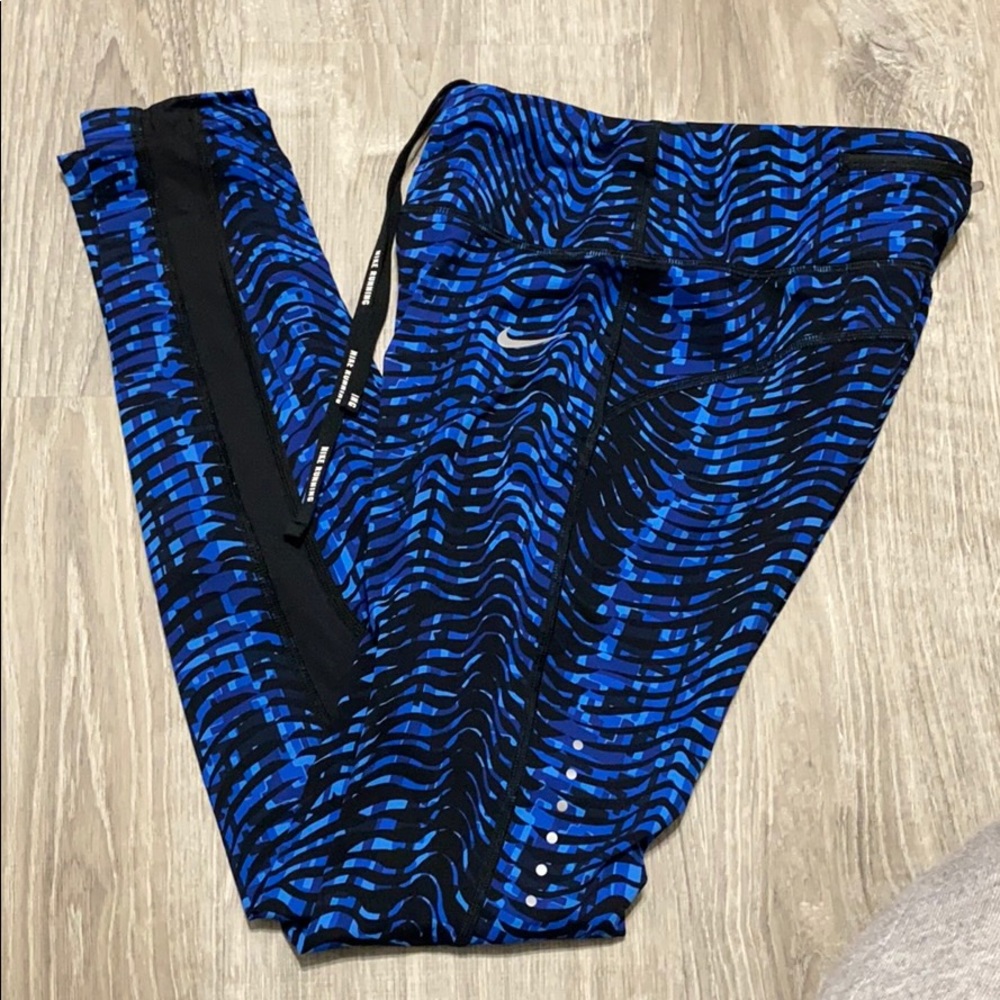 Nike leggings